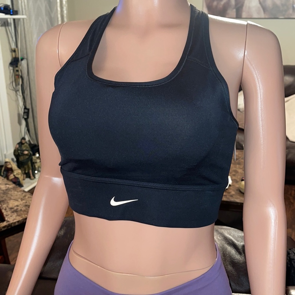 Nike - Picture 1 of 3